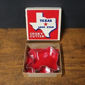 Vintage Texas Lone Star "Cooky Cutter" in Original Box 1981